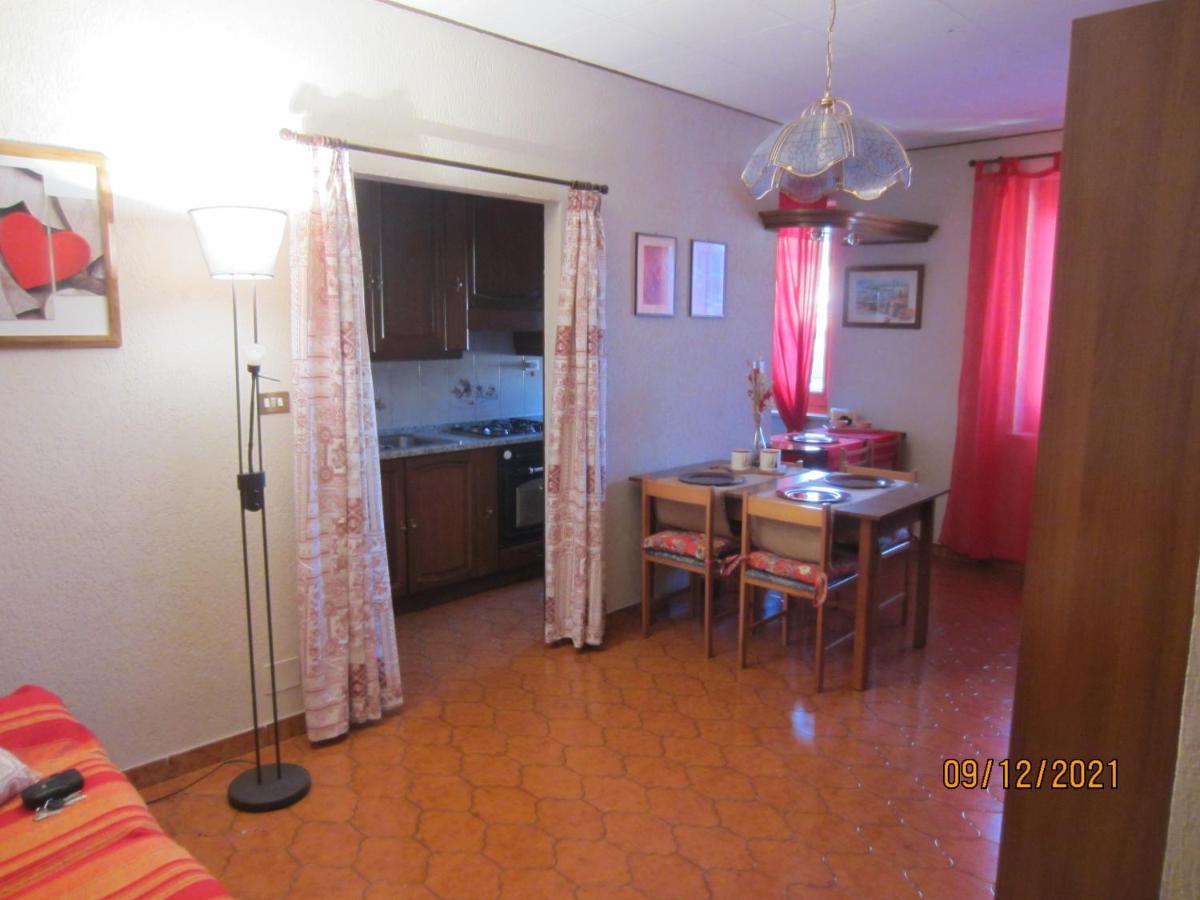 Casa Lucy Apartment Aosta Luaran gambar