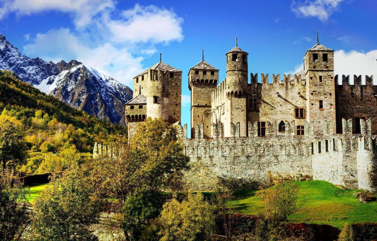 Casa Lucy Apartment Aosta Luaran gambar